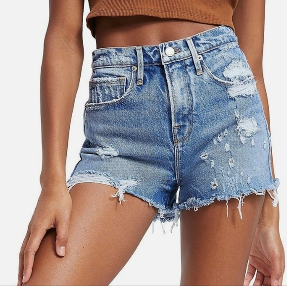 NWT Good American Good 90s Distressed Indigo Short 12/31